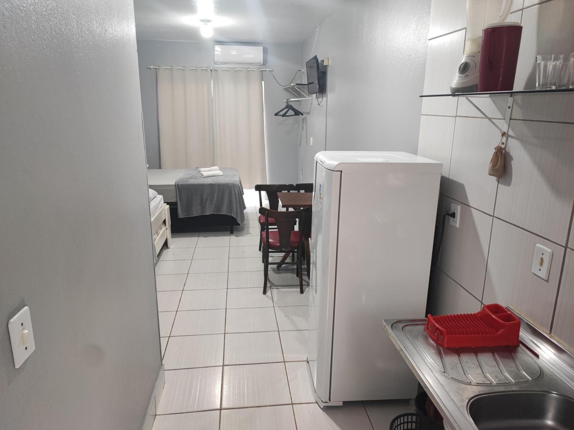 Estúdios Individual na Meia Praia ar, wifi, vaga, cozinha - Bruno Klemtz - Recatno dos Passaros - 10 x no cartao Itapema Exterior foto